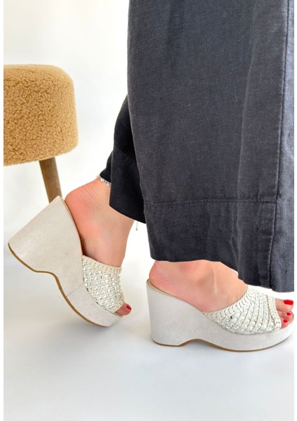 Eyesof Moka Bej Triko Dolgu Topuk Terlik modelleri