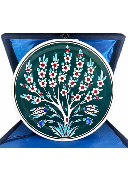 Yeşil Zeminli Hayat Ağacı Desenli 25CM Iznik Çini Tabak