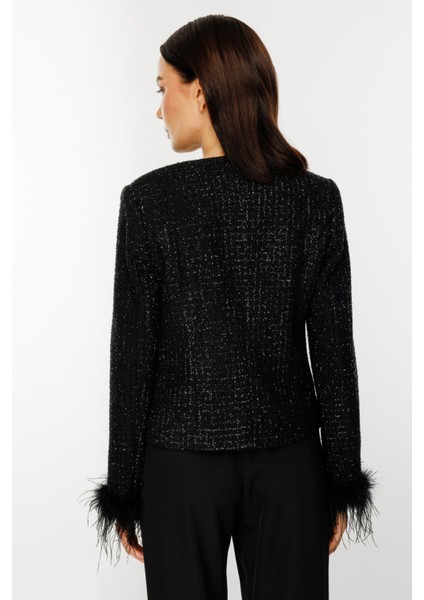 Kadın Kolları Tüylü Kapak Cepli Ceket 1125 Siyah fırsatları