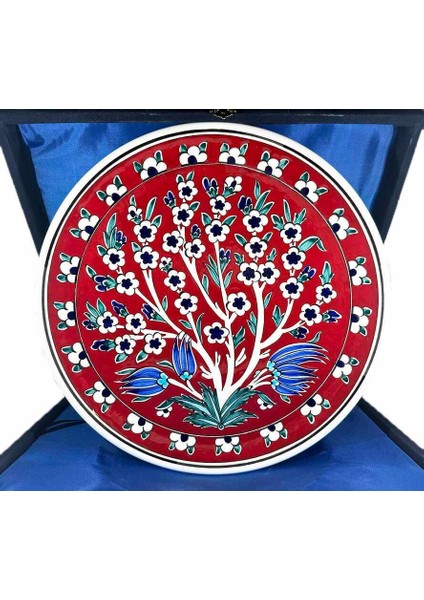 Hayat Ağacı Motifli Iznik Çini Tabak