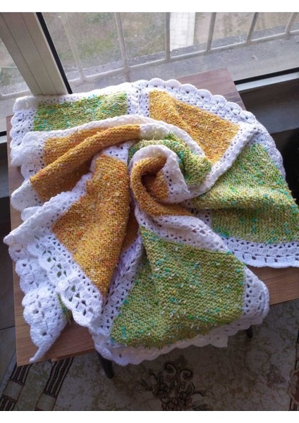 Turuncu Yeşil Kare Bebek - Televizyon Battaniyesi fırsatları