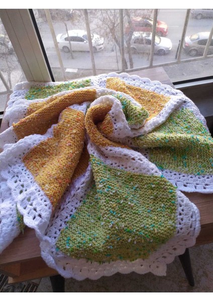 Turuncu Yeşil Kare Bebek - Televizyon Battaniyesi indirimleri