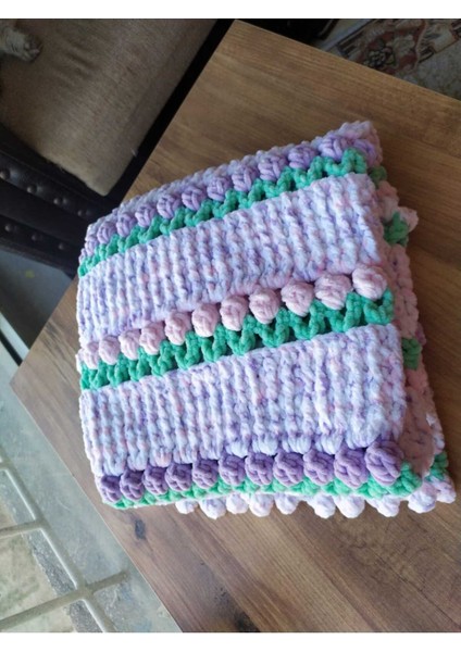 Bahar Bahçesi Laleli Kadife Bebek Battaniyesi