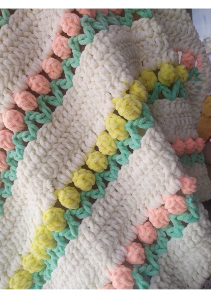 Yaz Bahçesi Laleli Kadife Bebek Battaniyesi fiyatları