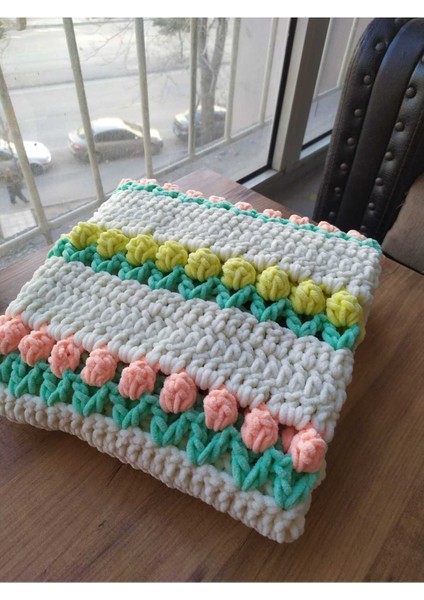 Yaz Bahçesi Laleli Kadife Bebek Battaniyesi