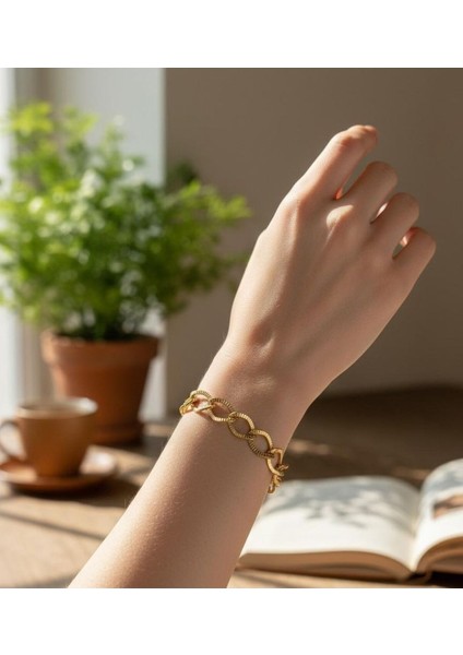 Şık Büyük Halkalı Kadın Bileklik Zarif ve Modern Tasarım modelleri