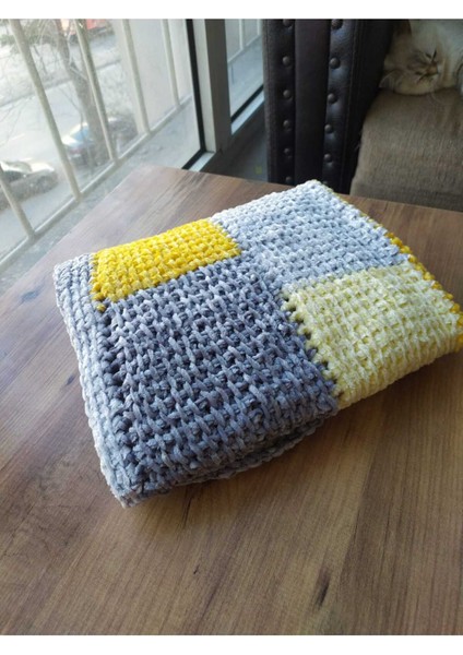 Sarı Gri Renk Bloklu Kadife Bebek Battaniyesi Handmade fiyatları