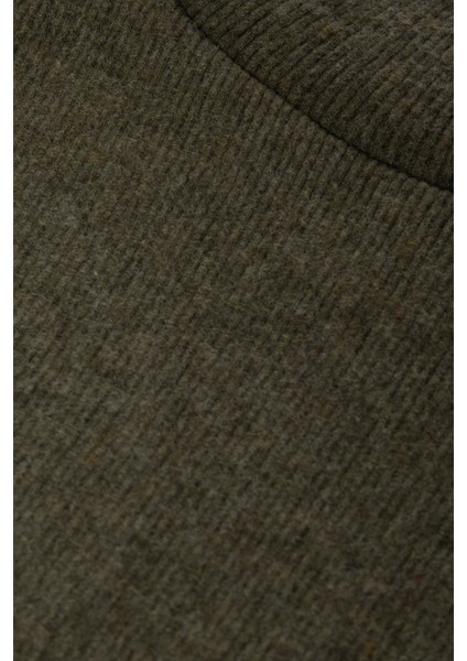 Erkek Yarım Boğazlı Triko Kazak fırsatları