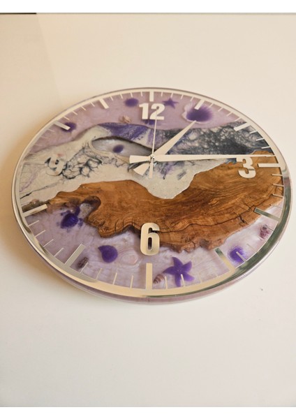 Özel Tasarım Zeytin Ağacı & Epoksi Duvar Saati indirimleri