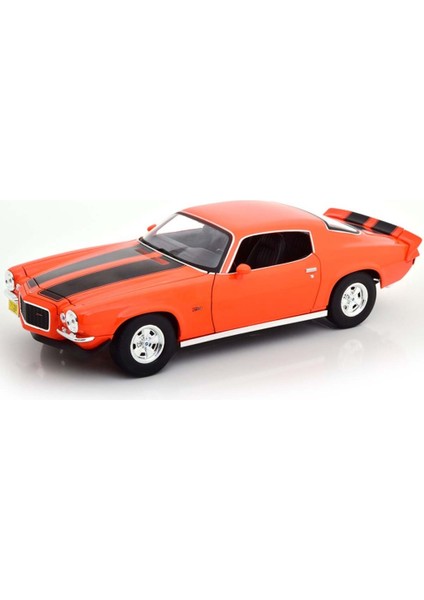 Nessiworld Maisto 1:18 1971 Chevrolet Camaro