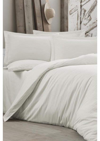 Stripe Çift Kişilik Pollysaten Nevresim Takımı Krem