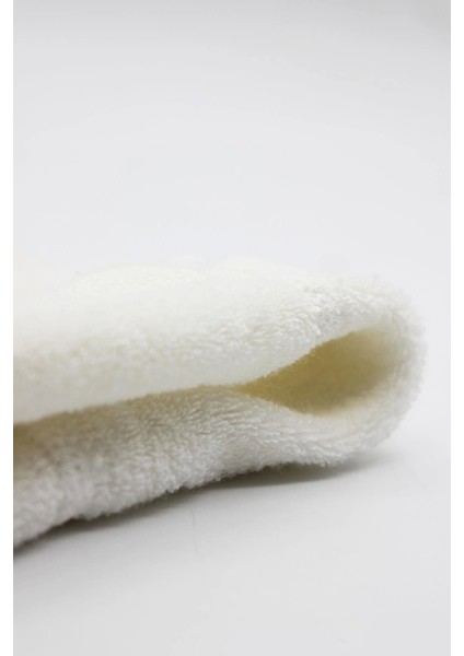 Bistyle Kaymaz Basic Külotlu Çorap 50501 Ekru fırsatları