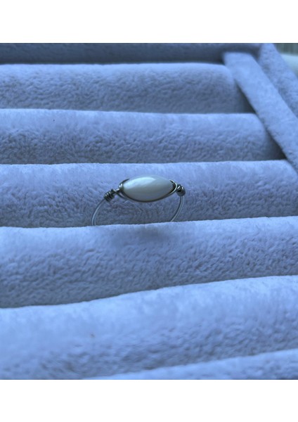 Arpa Sedef Taşı Gümüş Renk Ayarlanabilir Tel Yüzük modelleri