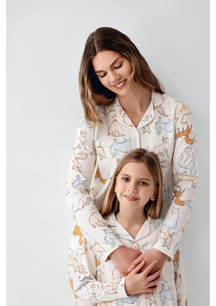 Anne Kız Gömlek Pijama Kombini, Kedili Pijama, Anne ve Çocuk Pijamalar Ayrı Ayrı Fiyatlandırılır fiyatları