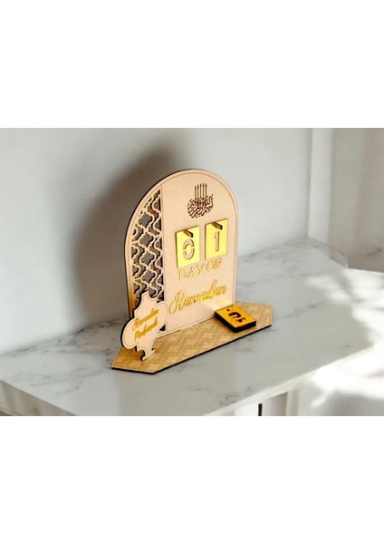 Altın Renk Ramazan Masa Takvimi fiyatları