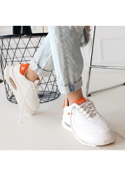 Chris Beyaz Cilt Turuncu Detaylı Bağcıklı Spor Ayakkabı fırsatları