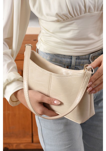 Baget Dikiş Detaylı Çanta fiyatları