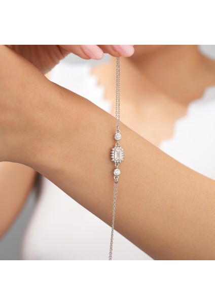 925 Ayar Rodyum Kaplama Baget Taşlı Gümüş Bileklik fiyatları