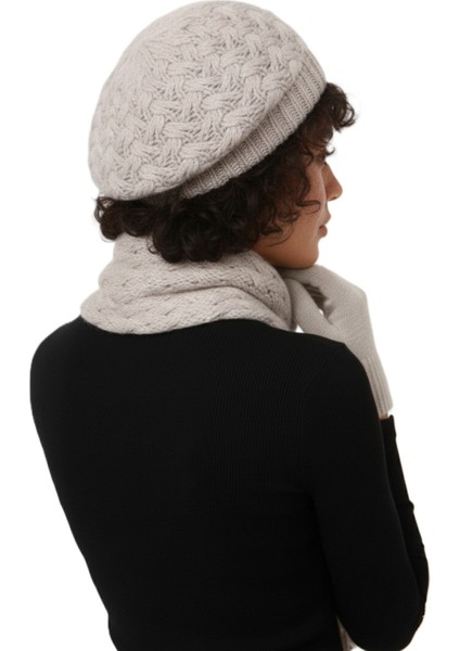 Kadın Kışlık Örgü Bere, Atkı ve Eldiven Takımı modelleri