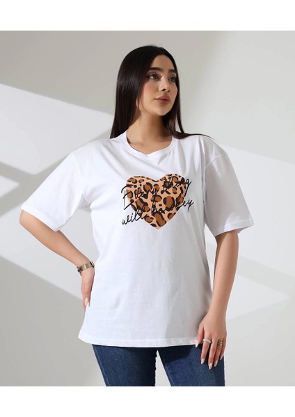 Leopar Kalp Baskılı Tişört