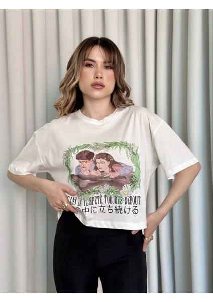 Oversize Beyaz Baskılı Crop Tişört modelleri