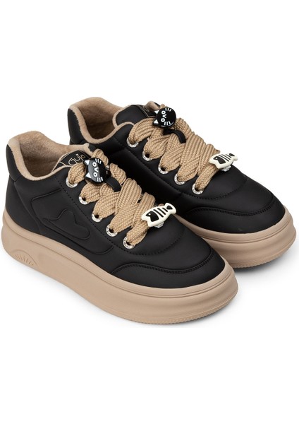Kadın Siyah Spor Ayakkabı - 25421ZSYHC01 fırsatları