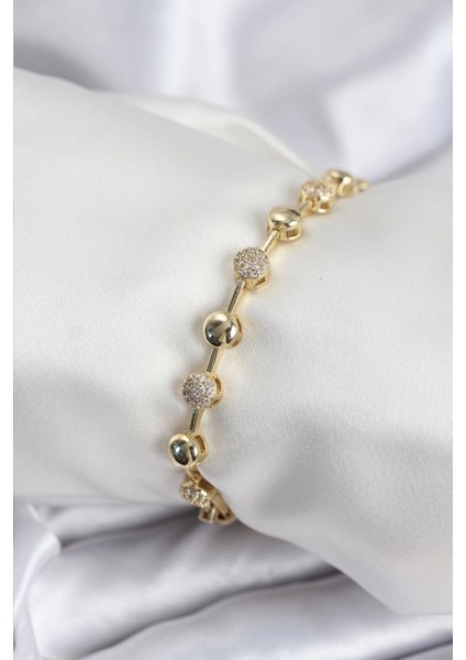 Pirinç Vıp Seri Gold Renk Topçuk Model Kadın Bileklik - TJ-BB7923