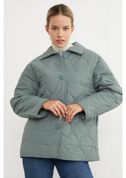 Su Yolu Desenli Oversize Düğmeli Mont modelleri