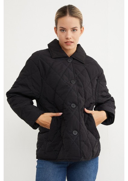 Kapitone Desenli Oversize Düğmeli Mont