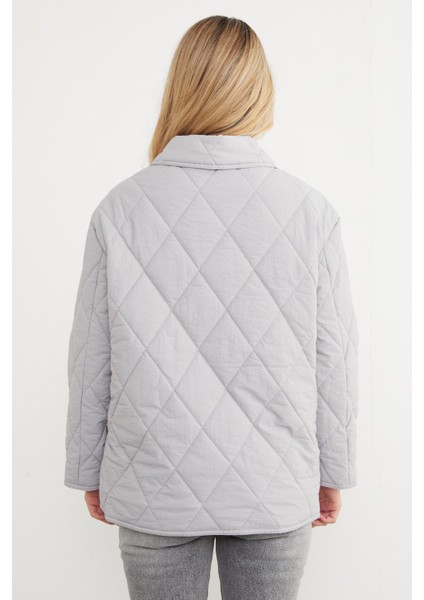 Kapitone Desenli Oversize Düğmeli Mont