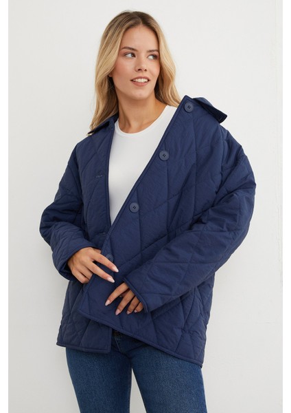 Kapitone Desenli Oversize Düğmeli Mont modelleri