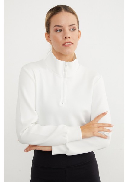 Yarım Fermuarlı Dik Yaka Crop Sweatshirt fırsatları
