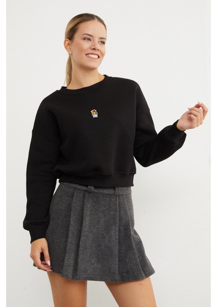 3 Iplik Ayıcık Nakışlı Bisiklet Yaka Sweatshirt
