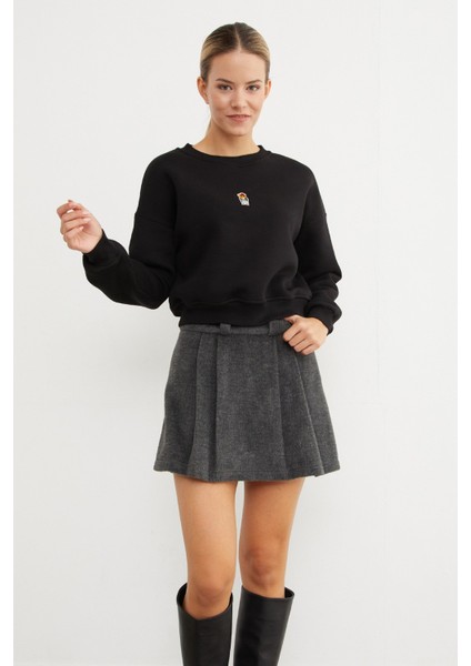 3 Iplik Ayıcık Nakışlı Bisiklet Yaka Sweatshirt indirimleri