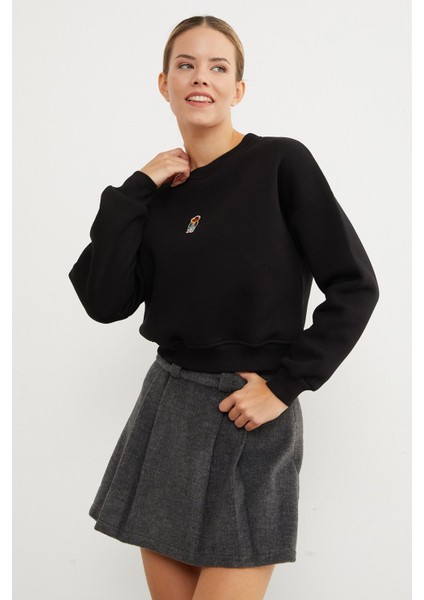 3 Iplik Ayıcık Nakışlı Bisiklet Yaka Sweatshirt