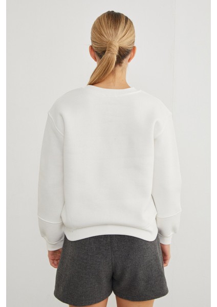 3 Iplik Metal Aksesuarlı Bisiklet Yaka Sweatshirt