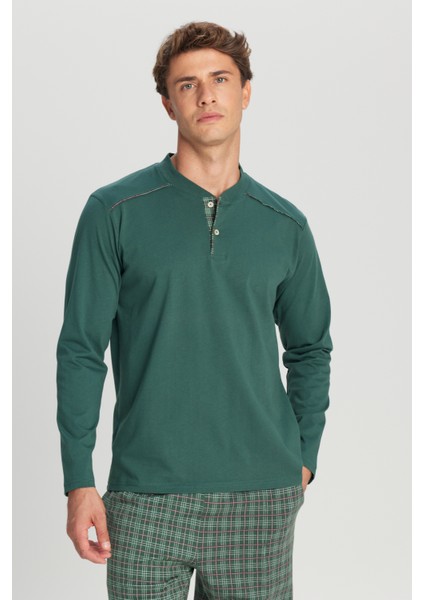 %100 Pamuk Standart Fit Hakim Yaka Desenli Cepli Pijama Takımı fiyatları