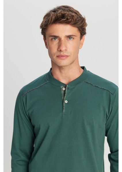 %100 Pamuk Standart Fit Hakim Yaka Desenli Cepli Pijama Takımı modelleri