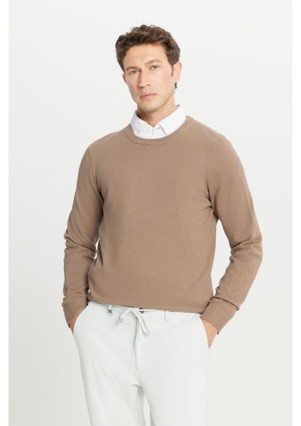 Pamuklu Standart Fit Normal Kesim Bisiklet Yaka Jakarlı Triko Kazak