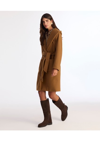 Kapüşonlu ve Kemerli Uzun Palto fırsatları