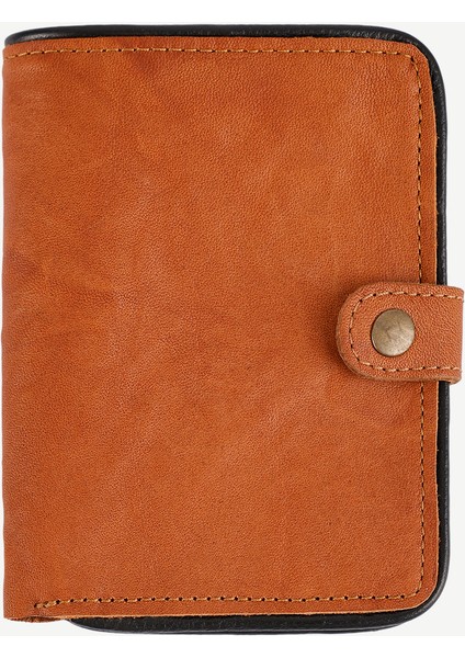 Kapama Detaylı Yıkamalı Deri Cüzdan