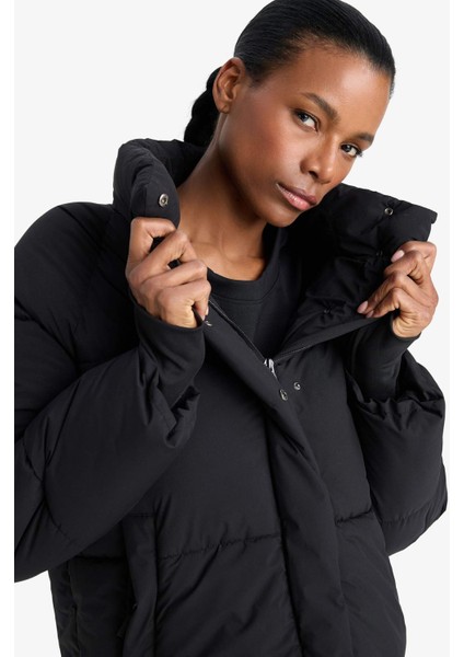Fit Su Geçirmez Regular Fit Dik Yaka Reglan Kol Kışlık Şişme Mont A1550AX25WN fırsatları