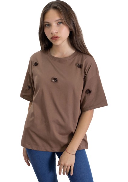 Kahve Gül Nakış Detaylı Kısa Kol Kız Çocuk Oversize Tişört 20808