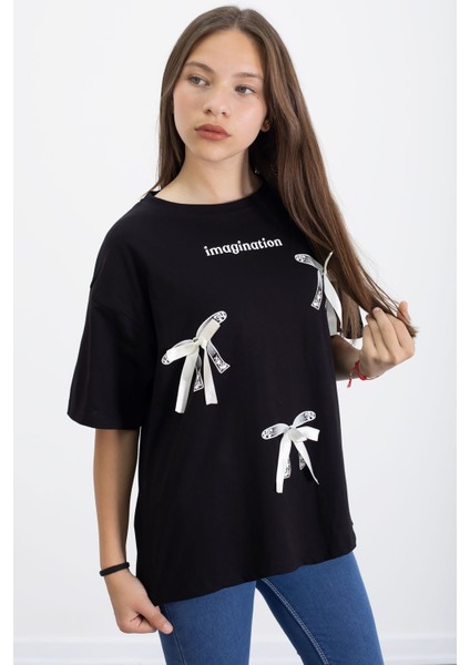 Siyah Yazı Baskılı Fiyonklu Kız Çocuk Kısa Kol Oversize Tişört 20803 modelleri