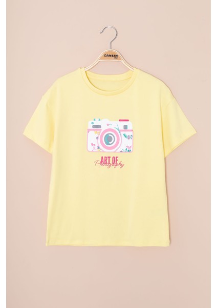 Sarı Sırtı Yazılı Fotoğraf Baskılı Kız Çocuk Bisiklet Yaka Tişört 21045