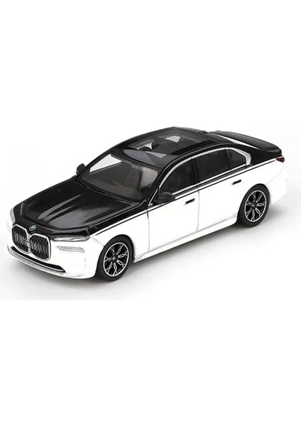 164 Bmw I7 x DRIVER60 Alpine White Black Sapphire