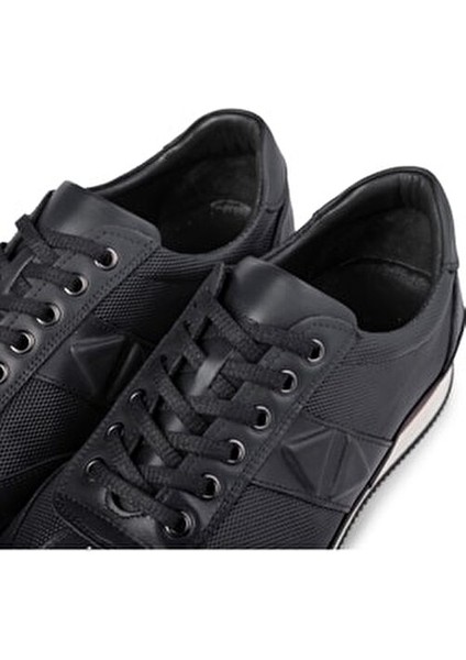 Hakiki Deri Erkek Ayakkabı 42 Numara Kaydırmaz Kauçuk Taban ile Rahat Kullanım