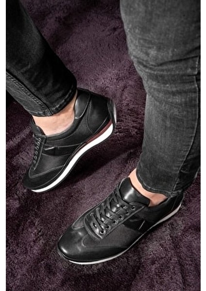 Hakiki Deri Erkek Ayakkabı 42 Numara Kaydırmaz Kauçuk Taban ile Rahat Kullanım