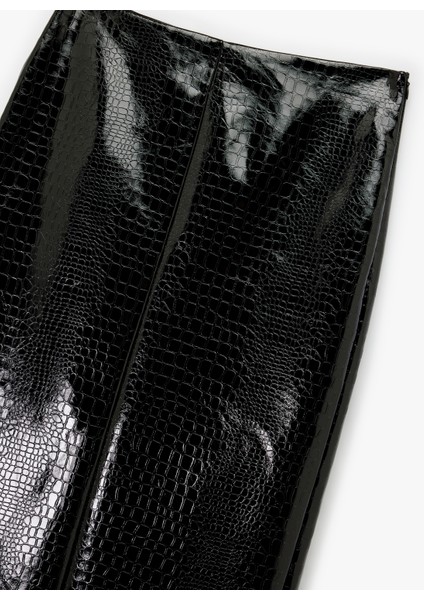 Suni Deri Kroko Görünümlü Ön Yırtmaç Detaylı Midi Kalem Etek modelleri