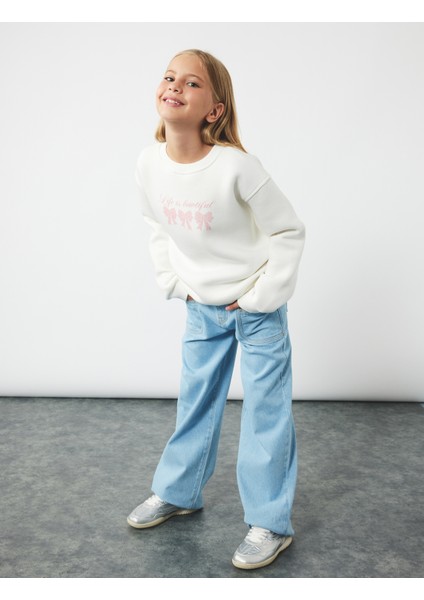 Pamuklu Cep Detaylı Rahat Kesim Geniş Paça Denim Pantolon